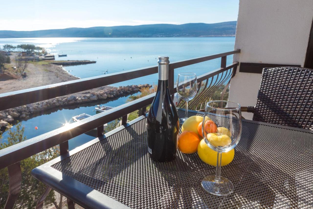 Bed and Breakfast Pansion Croatia à Starigrad Paklenica Extérieur photo