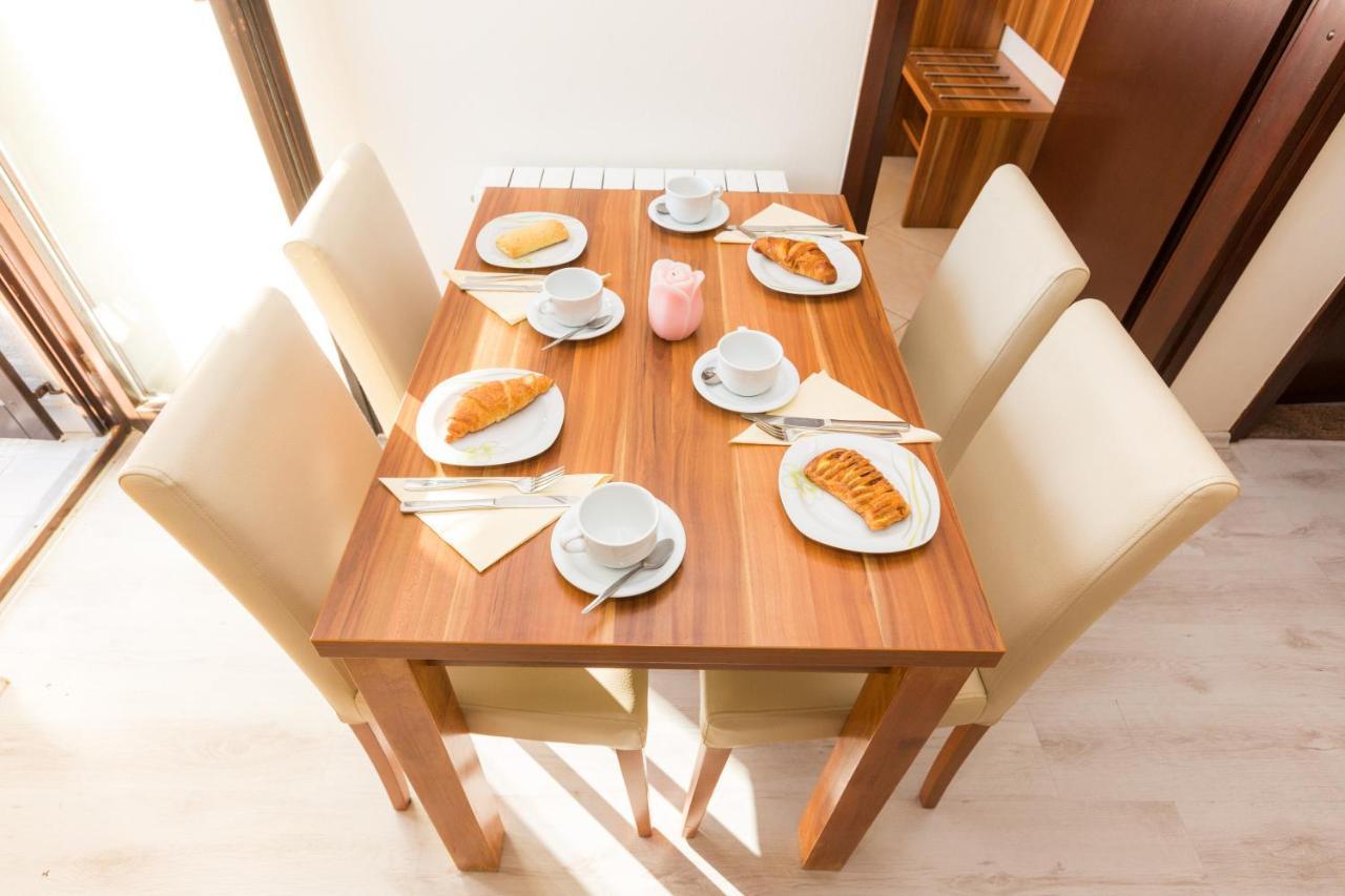 Bed and Breakfast Pansion Croatia à Starigrad Paklenica Extérieur photo